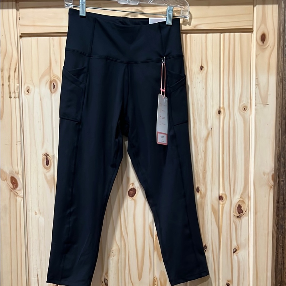 Hype Black Leggings with Wide Waistband and Cropped Length